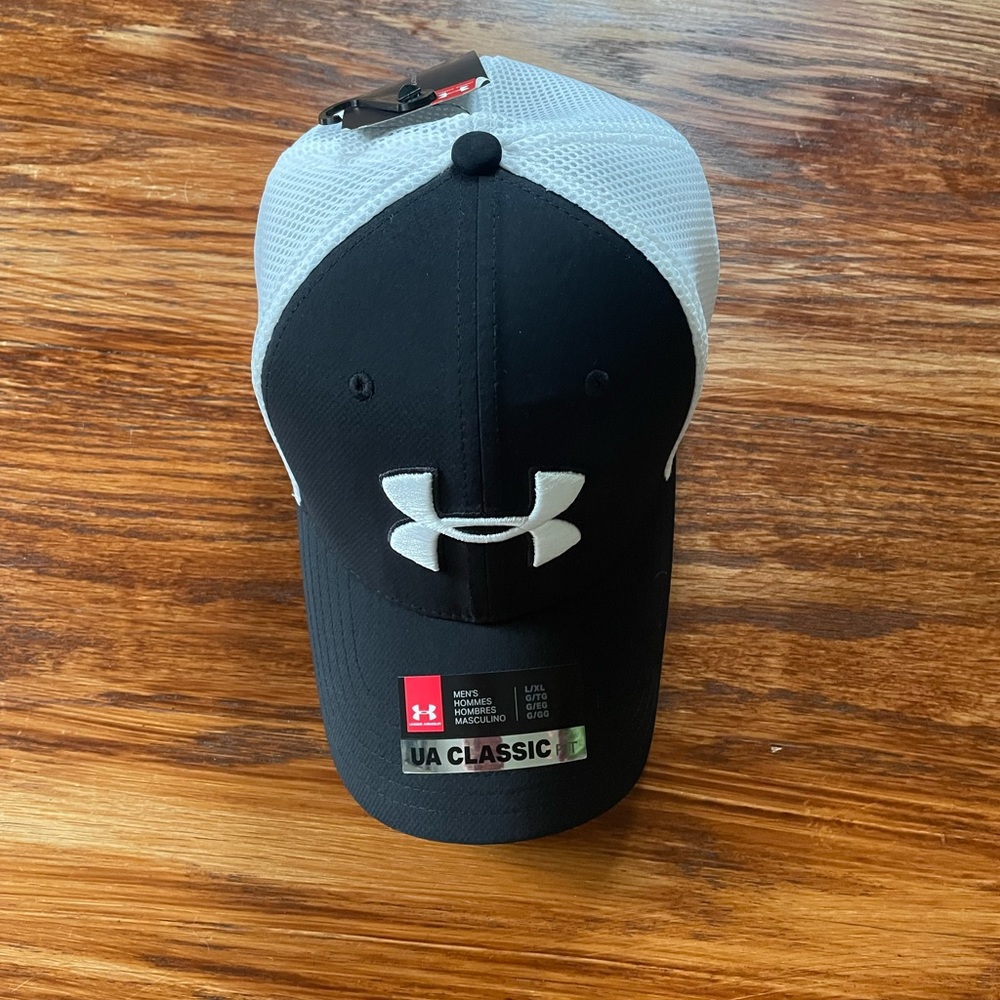 Men’s Under Armour golf hat